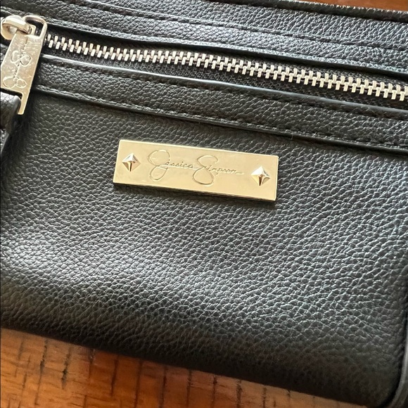 Jessica Simpson Wallet - Picture 2 of 5